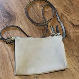 Small beige crossbody